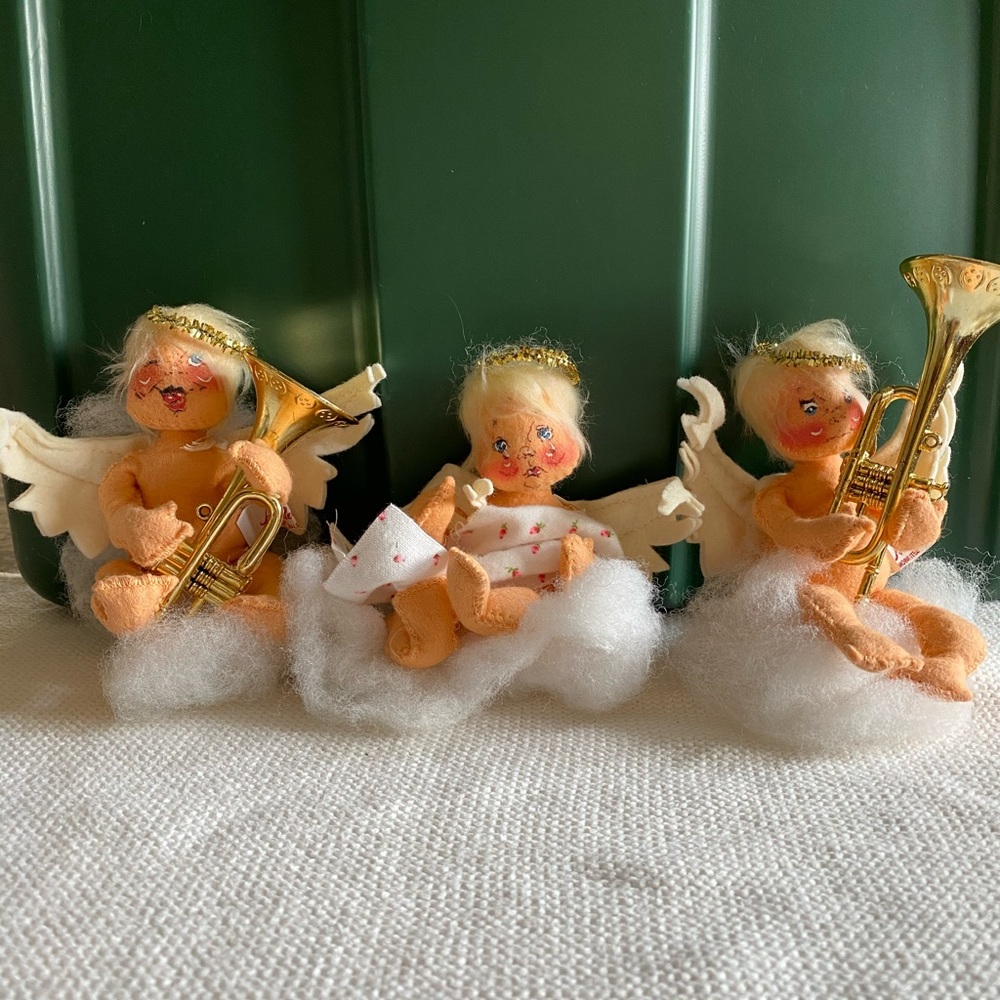 Musical trio annalee dolls